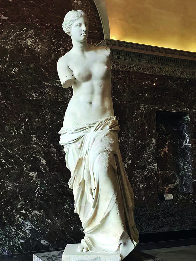 3古希腊雕刻家阿历山德罗斯的大理石雕塑《断臂的维纳斯》雕像.jpg
